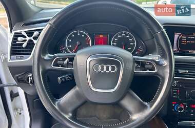 Внедорожник / Кроссовер Audi Q5 2012 в 