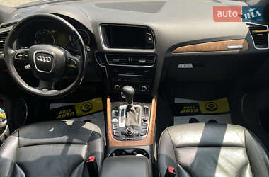 Внедорожник / Кроссовер Audi Q5 2011 в 