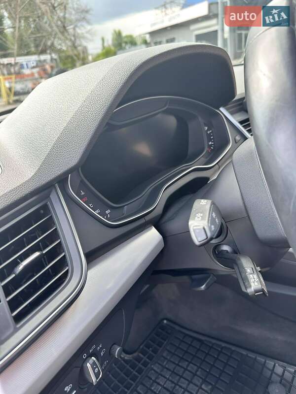 Внедорожник / Кроссовер Audi Q5 2017 в Николаеве