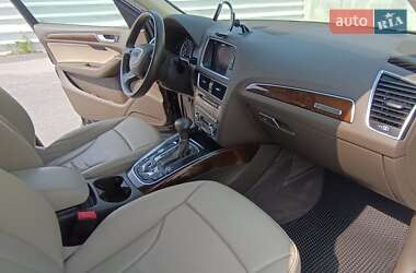 Внедорожник / Кроссовер Audi Q5 2015 в 