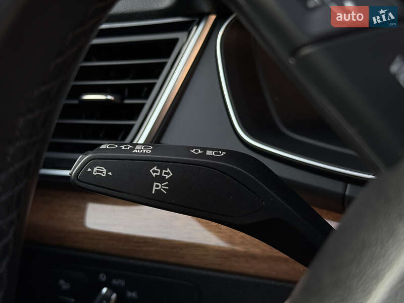 Внедорожник / Кроссовер Audi Q5 2021 в Ровно
