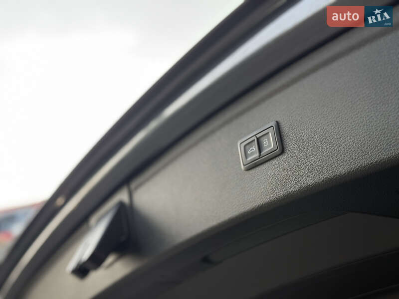 Внедорожник / Кроссовер Audi Q5 2021 в Ровно