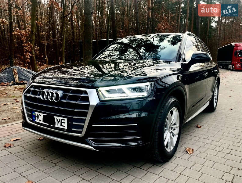 Внедорожник / Кроссовер Audi Q5 2020 в Львове