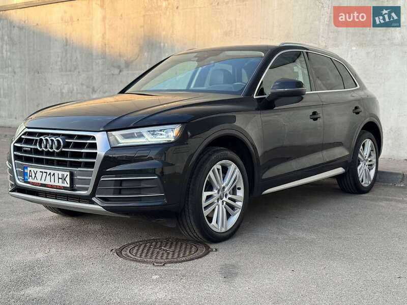Внедорожник / Кроссовер Audi Q5 2017 в Киеве