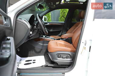 Позашляховик / Кросовер Audi Q5 2012 в 