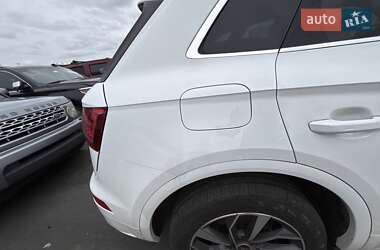 Внедорожник / Кроссовер Audi Q5 2021 в 