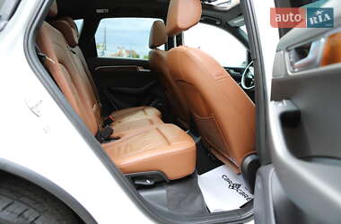 Позашляховик / Кросовер Audi Q5 2012 в 