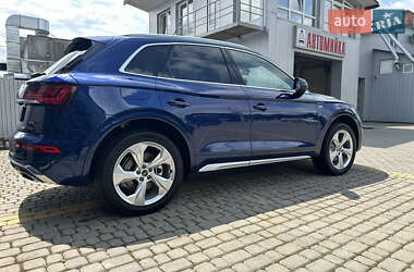 Внедорожник / Кроссовер Audi Q5 2024 в 