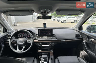 Внедорожник / Кроссовер Audi Q5 2024 в 