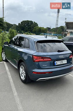 Внедорожник / Кроссовер Audi Q5 2018 в 