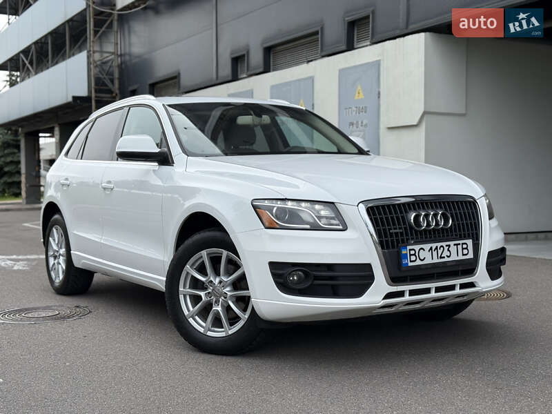 Внедорожник / Кроссовер Audi Q5 2011 в Киеве