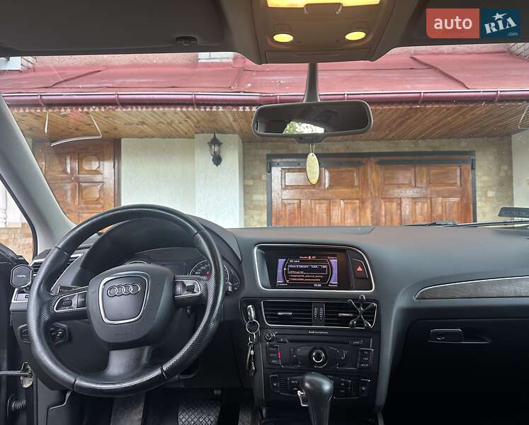 Внедорожник / Кроссовер Audi Q5 2009 в Радехове