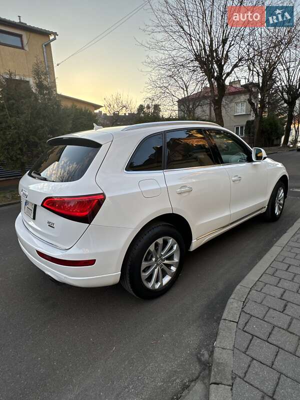 Позашляховик / Кросовер Audi Q5 2014 в Львові