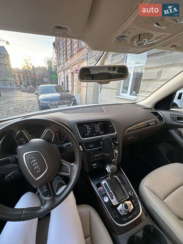 Внедорожник / Кроссовер Audi Q5 2014 в Львове