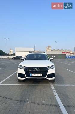 Внедорожник / Кроссовер Audi Q5 2018 в Одессе