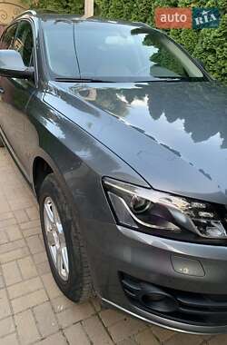 Внедорожник / Кроссовер Audi Q5 2012 в 