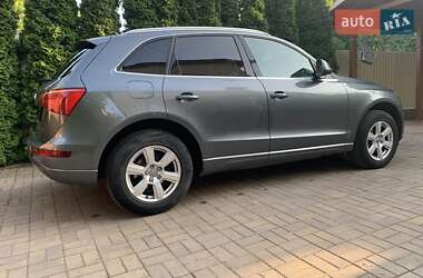 Внедорожник / Кроссовер Audi Q5 2012 в 