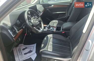 Внедорожник / Кроссовер Audi Q5 2021 в 