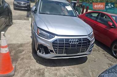 Внедорожник / Кроссовер Audi Q5 2021 в 