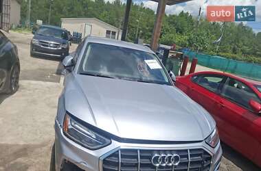 Внедорожник / Кроссовер Audi Q5 2021 в 