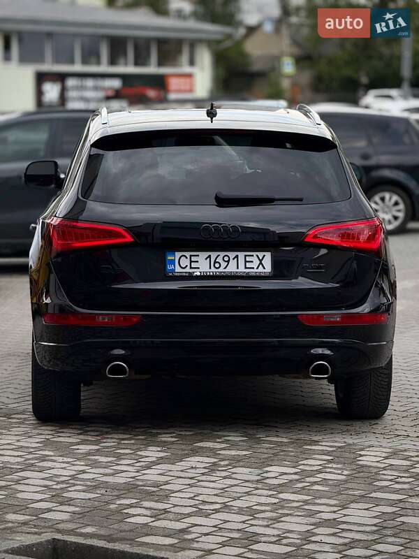 Внедорожник / Кроссовер Audi Q5 2012 в Черновцах
