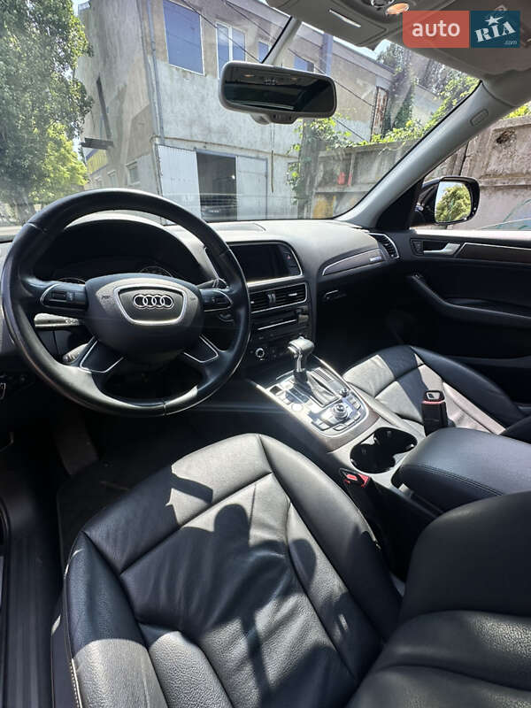 Внедорожник / Кроссовер Audi Q5 2014 в Одессе