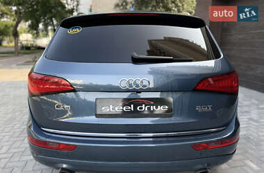 Внедорожник / Кроссовер Audi Q5 2015 в 