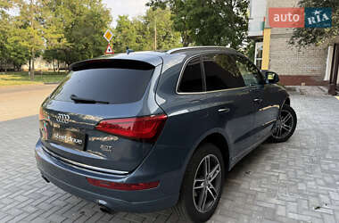Внедорожник / Кроссовер Audi Q5 2015 в 