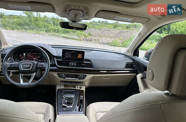 Внедорожник / Кроссовер Audi Q5 2019 в 