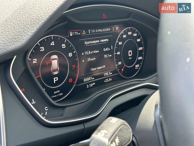 Внедорожник / Кроссовер Audi Q5 2019 в Одессе