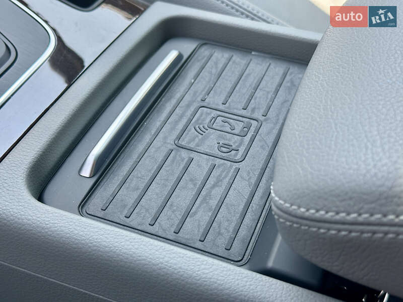 Внедорожник / Кроссовер Audi Q5 2019 в Одессе