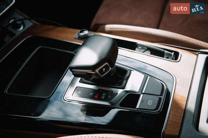 Внедорожник / Кроссовер Audi Q5 2021 в Львове