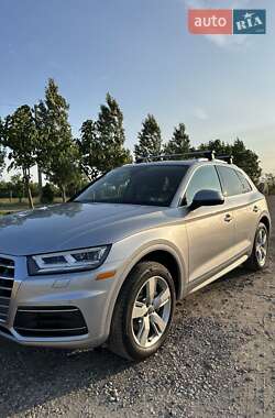 Внедорожник / Кроссовер Audi Q5 2019 в 