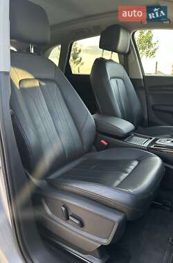 Внедорожник / Кроссовер Audi Q5 2019 в 