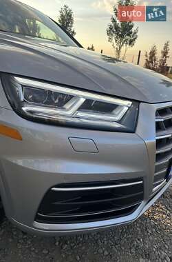 Внедорожник / Кроссовер Audi Q5 2019 в 