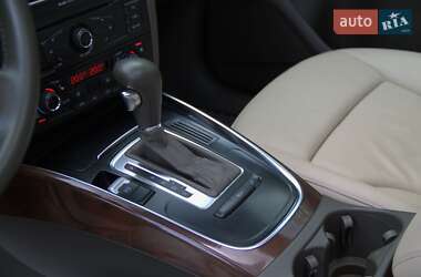 Внедорожник / Кроссовер Audi Q5 2010 в 
