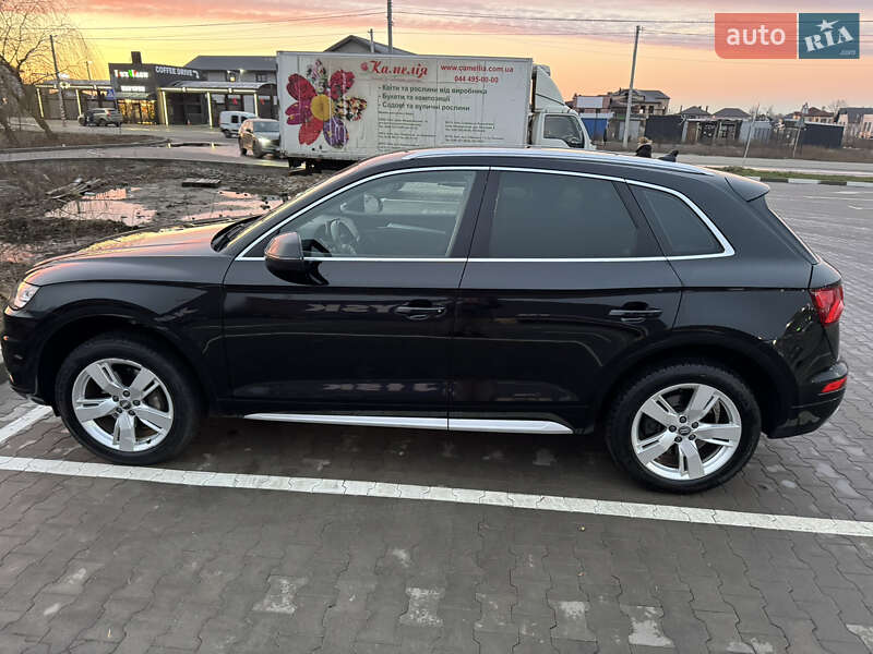 Внедорожник / Кроссовер Audi Q5 2017 в Киеве