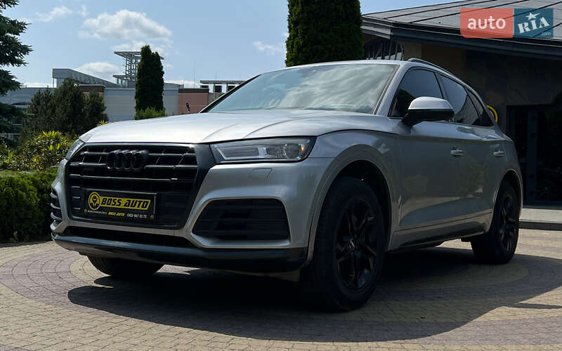 Внедорожник / Кроссовер Audi Q5 2019 в Львове