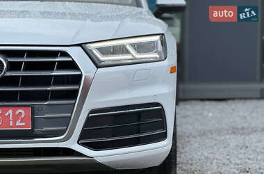 Внедорожник / Кроссовер Audi Q5 2018 в 