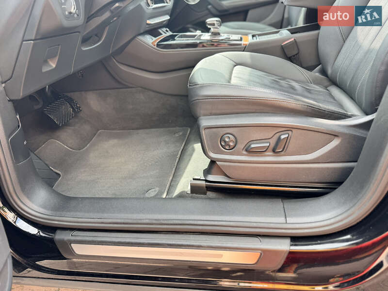 Внедорожник / Кроссовер Audi Q5 2021 в Стрые