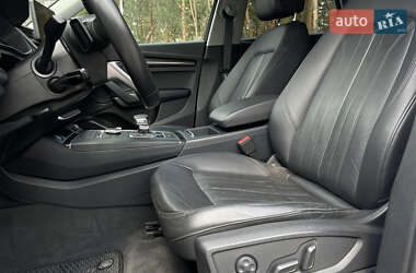 Внедорожник / Кроссовер Audi Q5 2018 в 