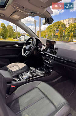 Внедорожник / Кроссовер Audi Q5 2018 в 