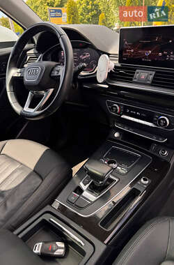 Внедорожник / Кроссовер Audi Q5 2018 в 