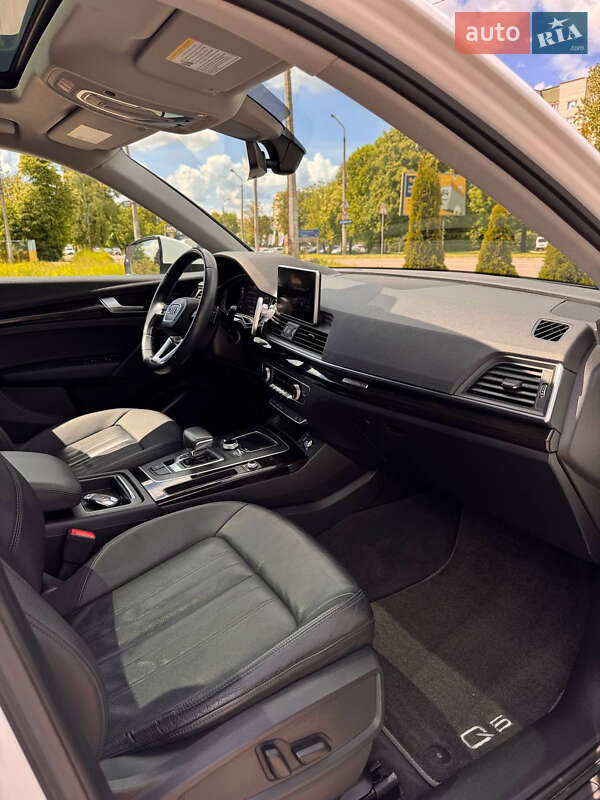 Позашляховик / Кросовер Audi Q5 2018 в Дрогобичі