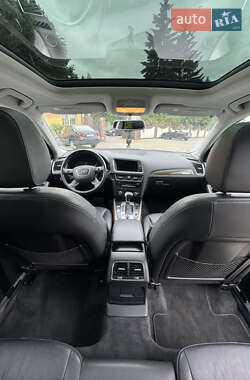 Внедорожник / Кроссовер Audi Q5 2015 в 