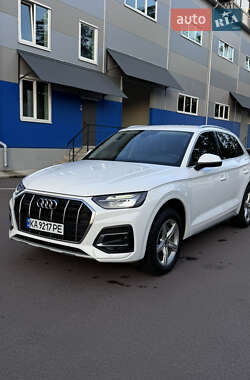 Внедорожник / Кроссовер Audi Q5 2020 в Киеве