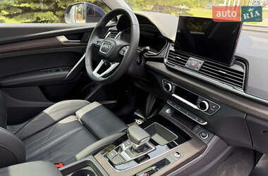 Внедорожник / Кроссовер Audi Q5 2023 в 