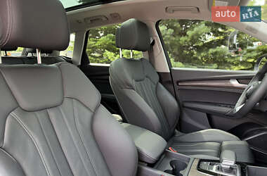 Внедорожник / Кроссовер Audi Q5 2023 в 