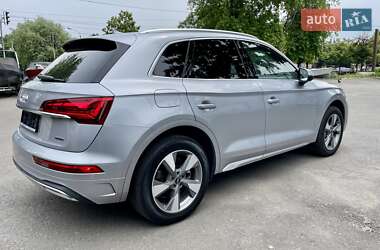 Внедорожник / Кроссовер Audi Q5 2022 в 