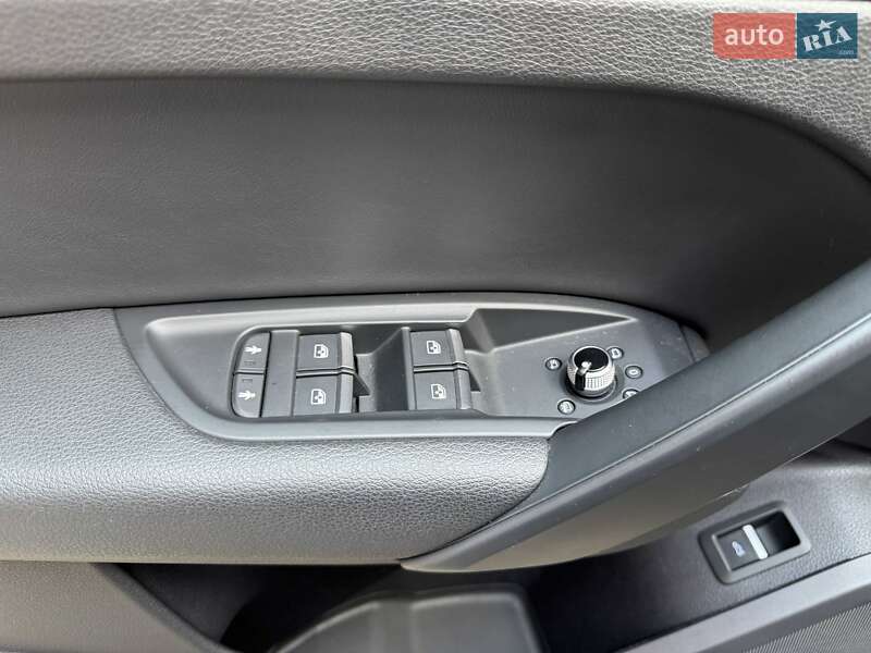 Позашляховик / Кросовер Audi Q5 2017 в Львові